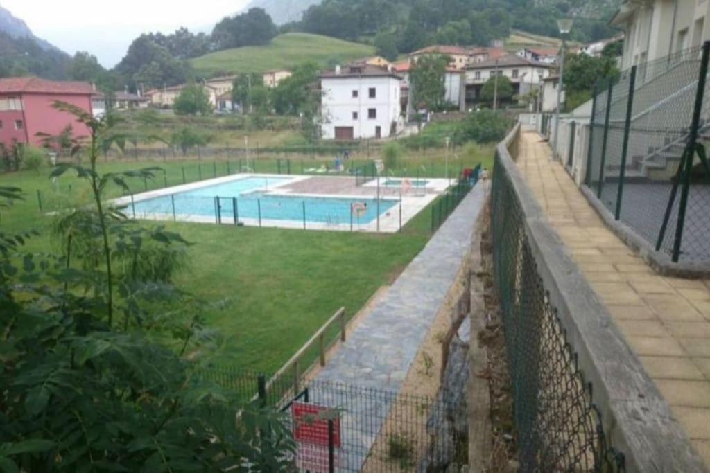 Willa Casa En La Montana Con Piscina De Temporada Arredondo Zewnętrze zdjęcie