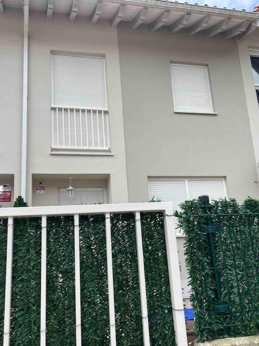 Willa Casa En La Montana Con Piscina De Temporada Arredondo Zewnętrze zdjęcie