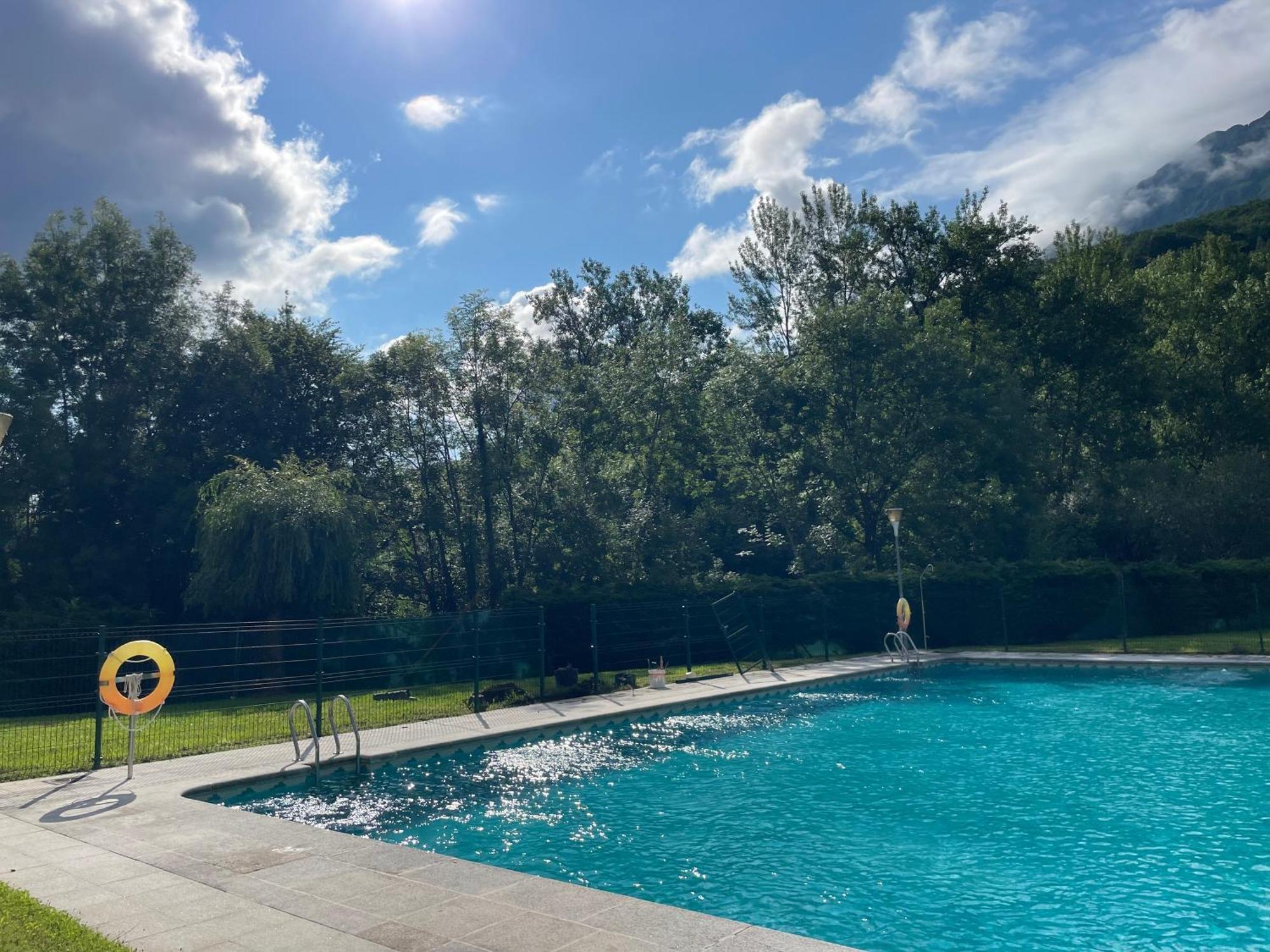 Willa Casa En La Montana Con Piscina De Temporada Arredondo Zewnętrze zdjęcie